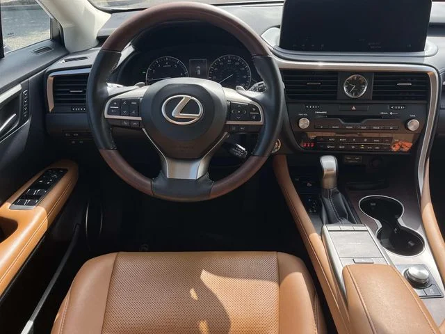 Used 2022 White Lexus 350 image 13