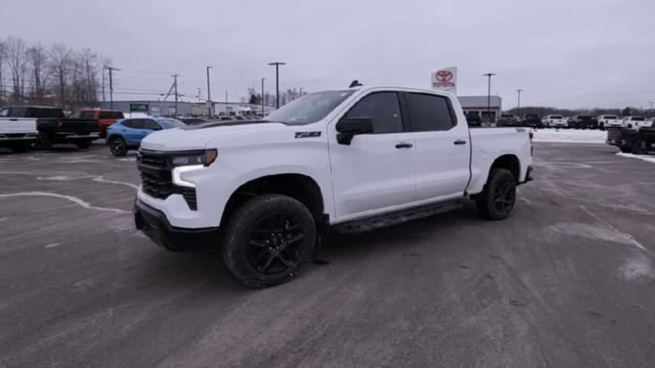 2026 Chevrolet Silverado 1500 LT Trail Boss - Photo 4