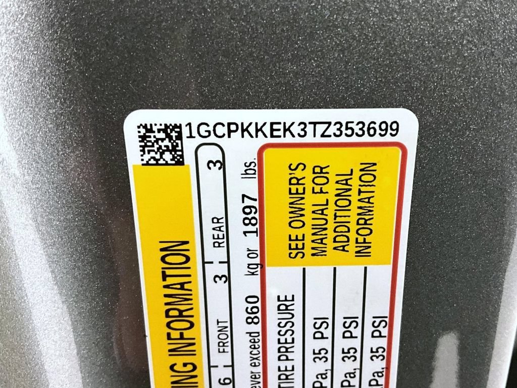 New 2026 Sterling Gray Metallic Chevrolet LT (2FL) image 24