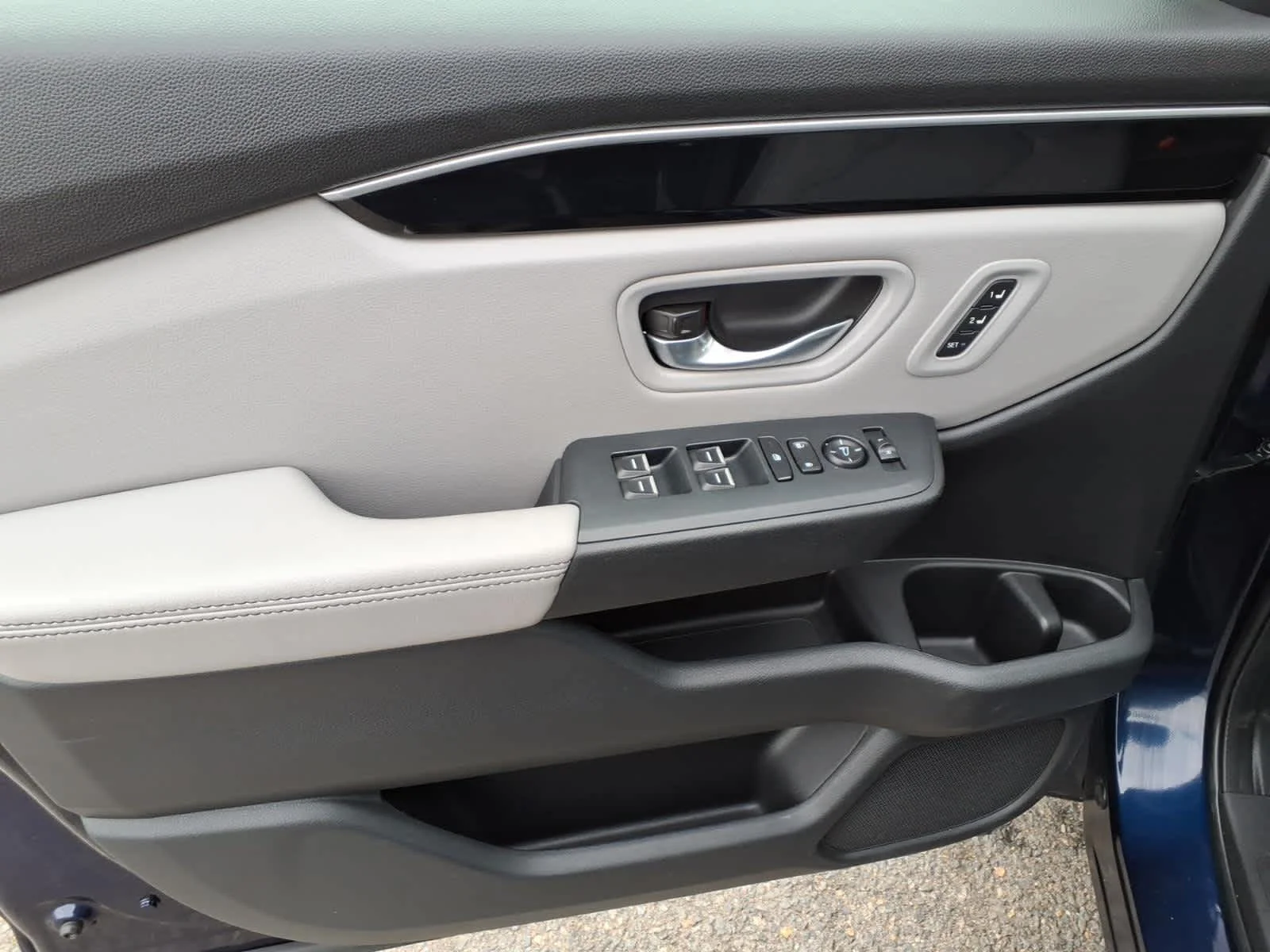 2024 Honda Pilot Touring - Photo 10
