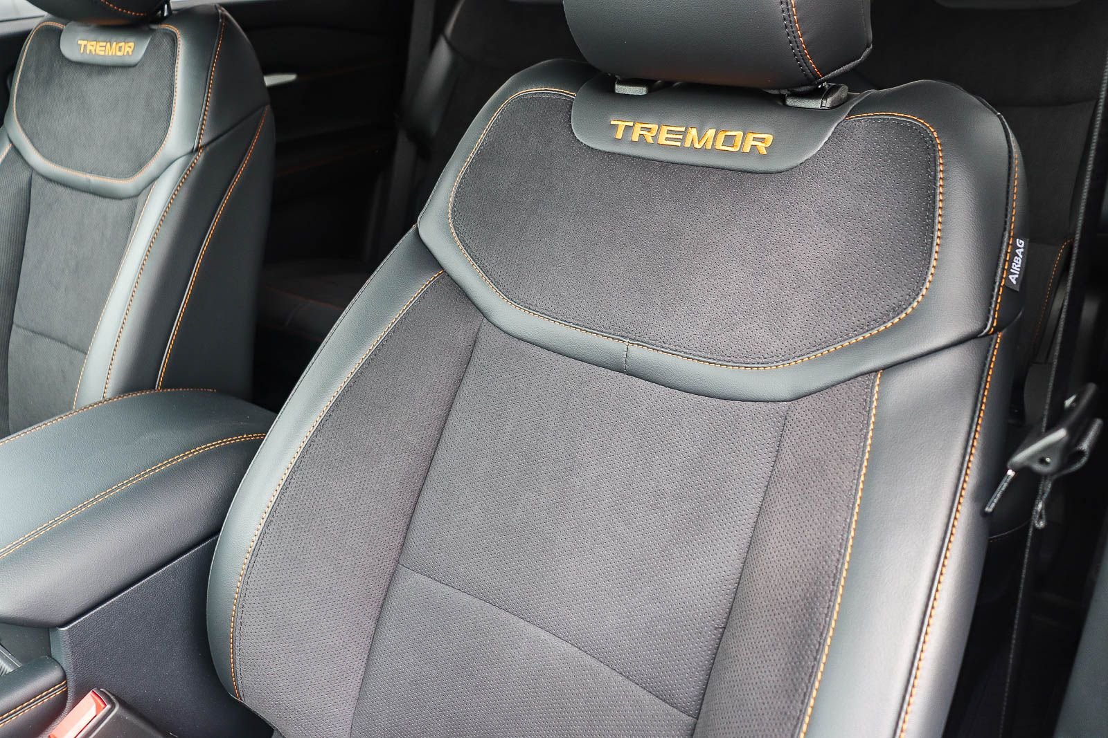 New 2026 Agate Black Metallic Ford Tremor® image 26
