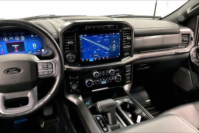 Used 2024 Avalanche Ford Lariat image 7