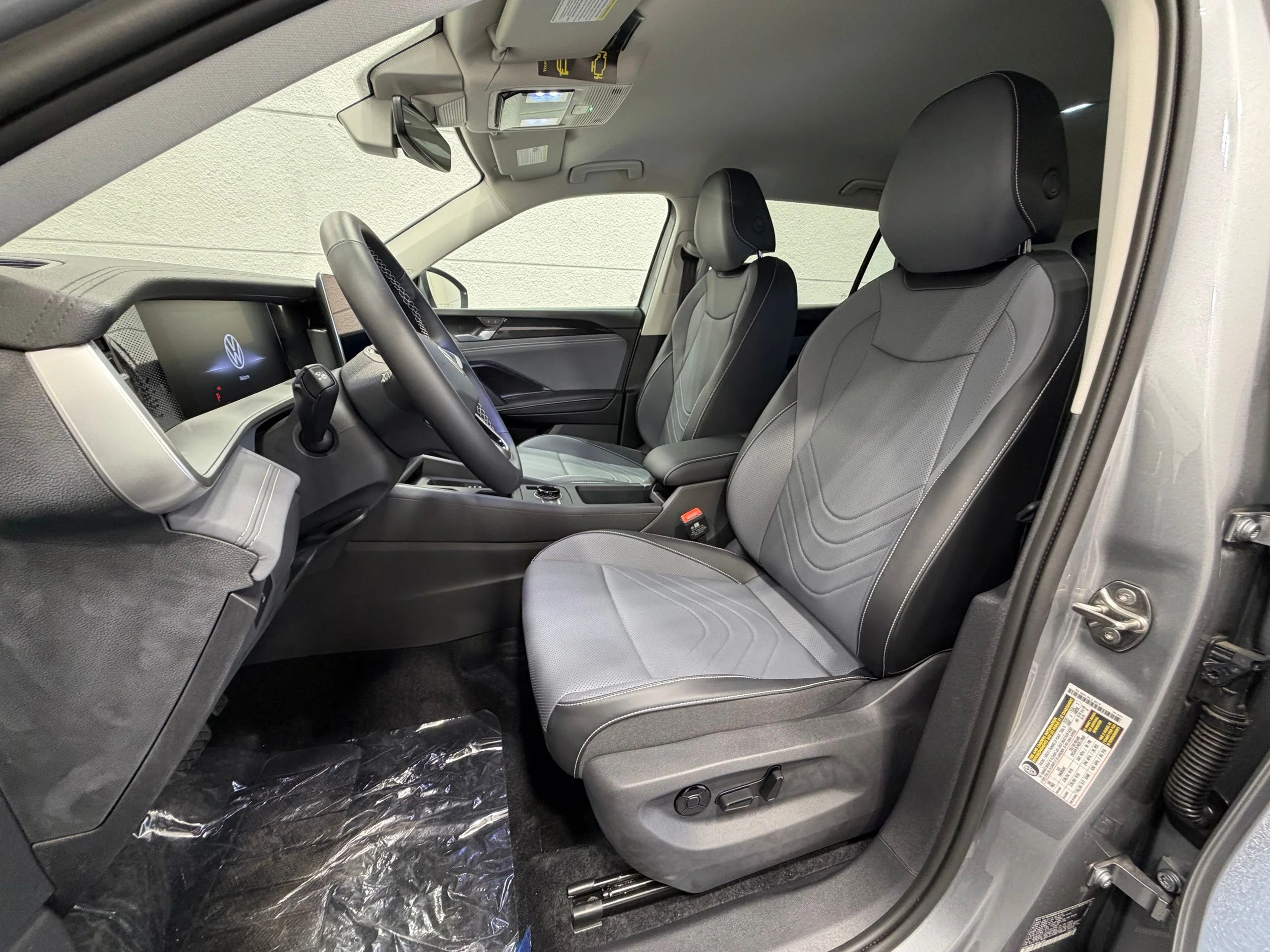 New 2026 Silver Volkswagen 2.0T SE image 21