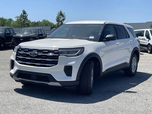 New 2026 Star White Metallic Tri-Coat Ford Active 100A image 5