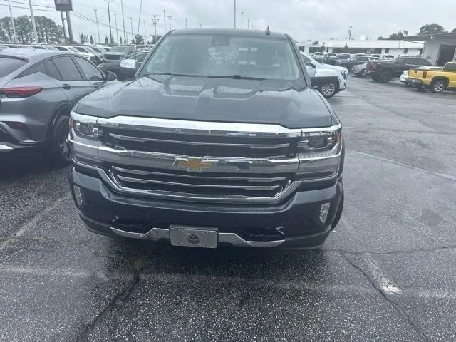 Used 2018 Gray Chevrolet High Country image 29