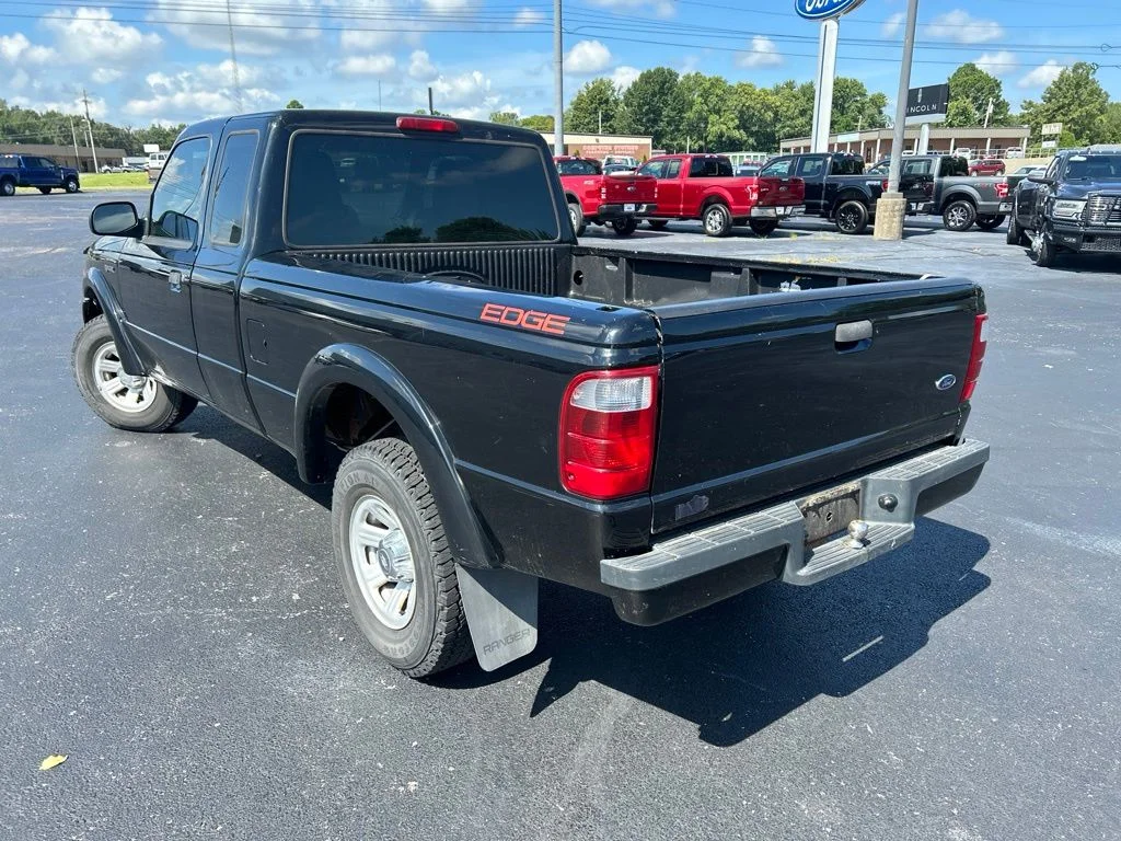 Used 2005 Black Ford  image 6