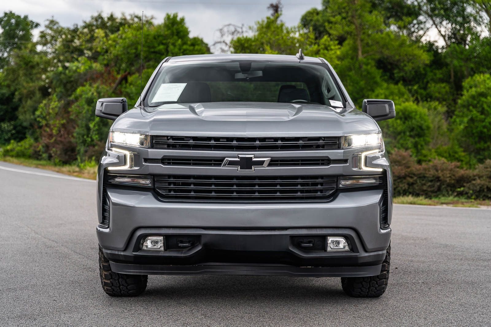 Used 2021 Gray Chevrolet RST image 2