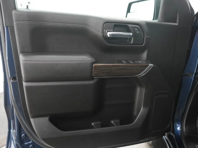Used 2020 Northsky Blue Metallic Chevrolet LT Trail Boss image 20
