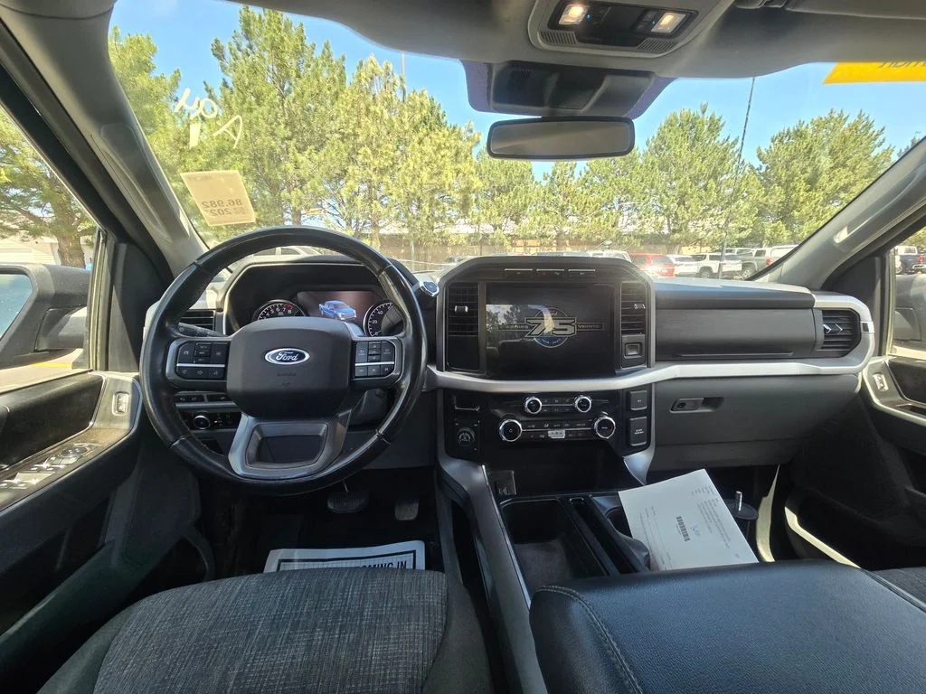 Used 2023 Gray Ford XLT image 9