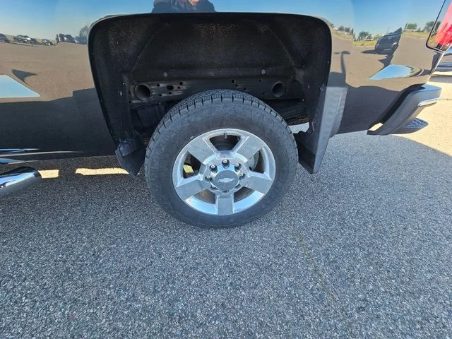 Used 2019 Graphite Metallic Chevrolet LT image 14