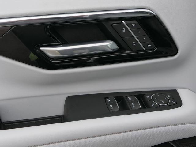 2025 Chevrolet Tahoe Premier - Photo 14
