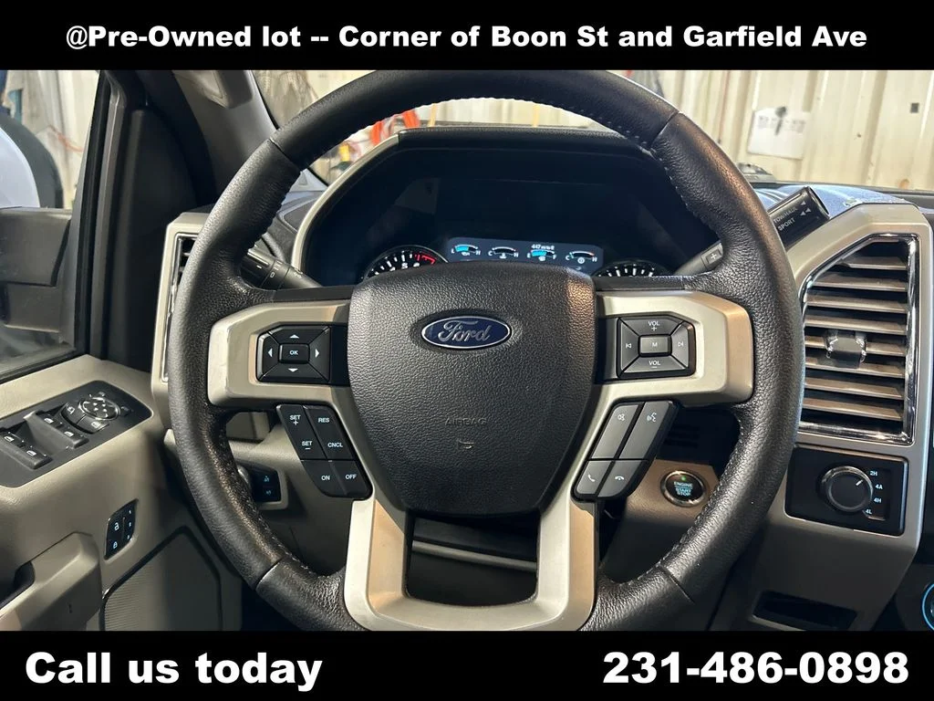 Used 2015 Silver Ford Lariat image 20