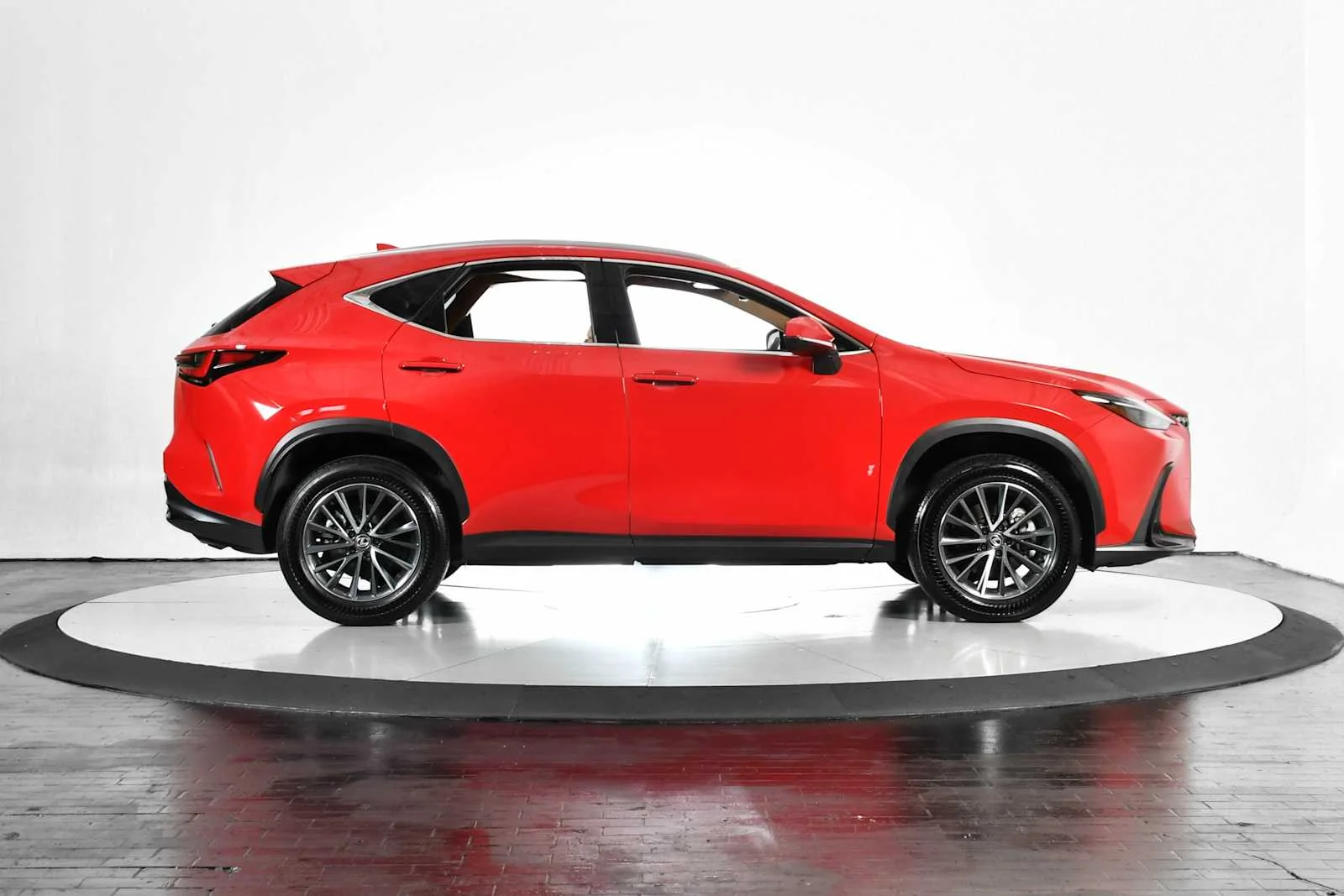 Used 2025 Redline Lexus Premium image 8