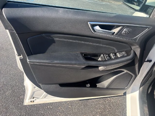 Used 2018 White Ford Titanium image 10