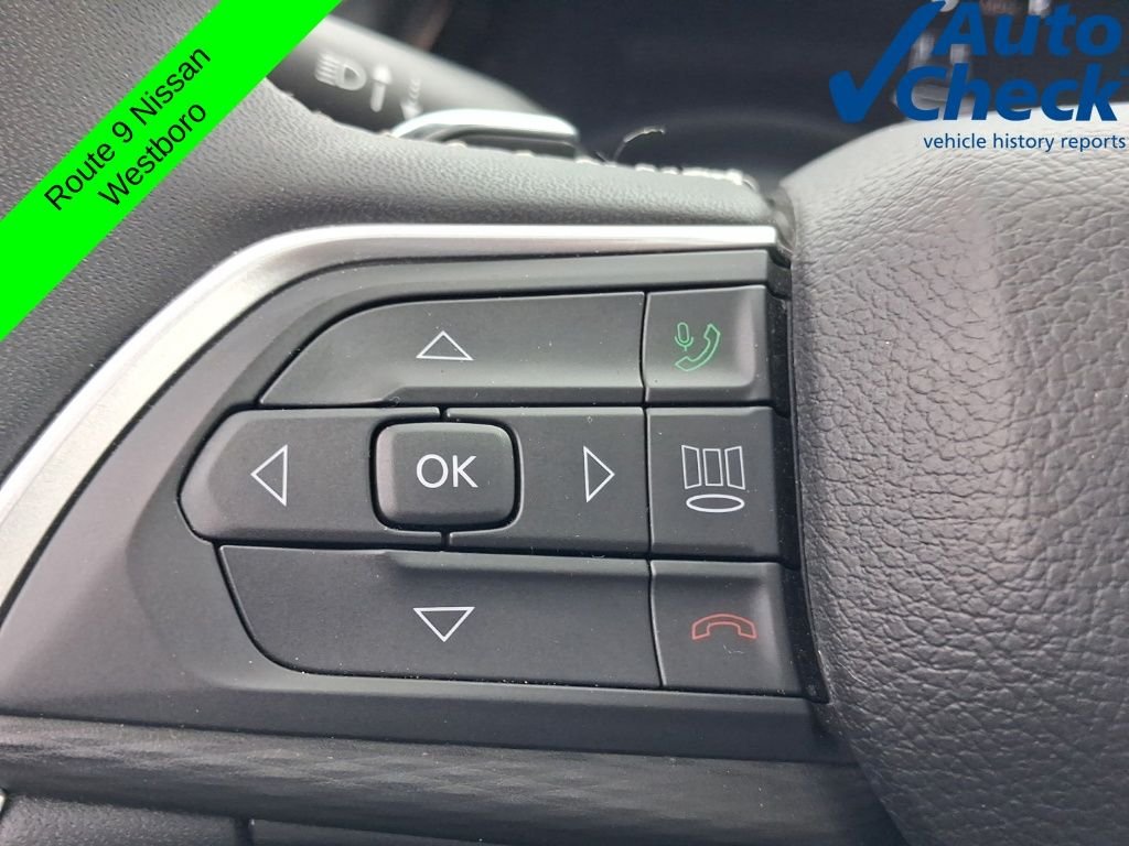 Used 2023 White Jeep Altitude X image 27