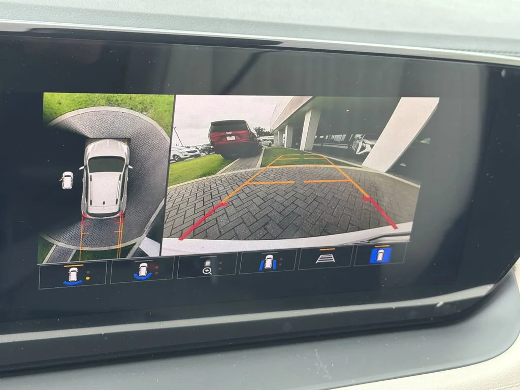 New 2026 White Frost Tricoat Buick Avenir image 22