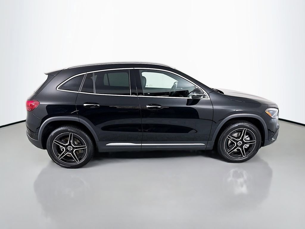 New 2026 Cosmos Black Metallic Mercedes-Benz GLA 250 image 40