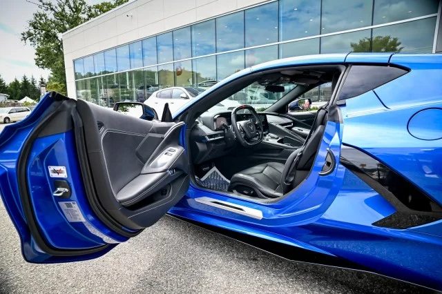Used 2021 BLUE Chevrolet 1LT image 21