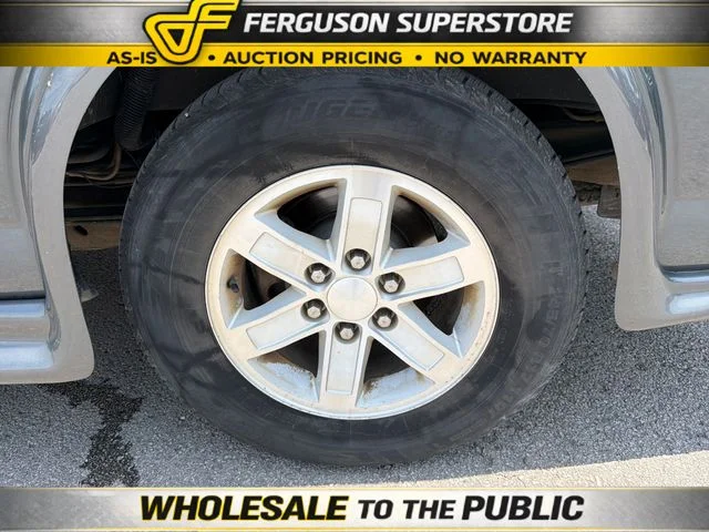 Used 2014 Gray GMC Upfitter image 25