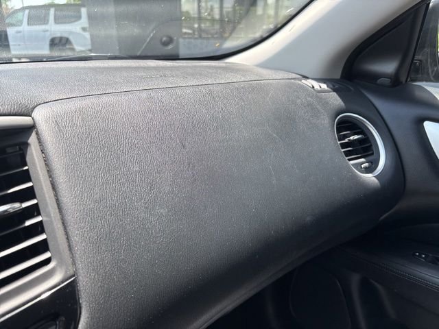 Used 2019 Gray Nissan SV image 20