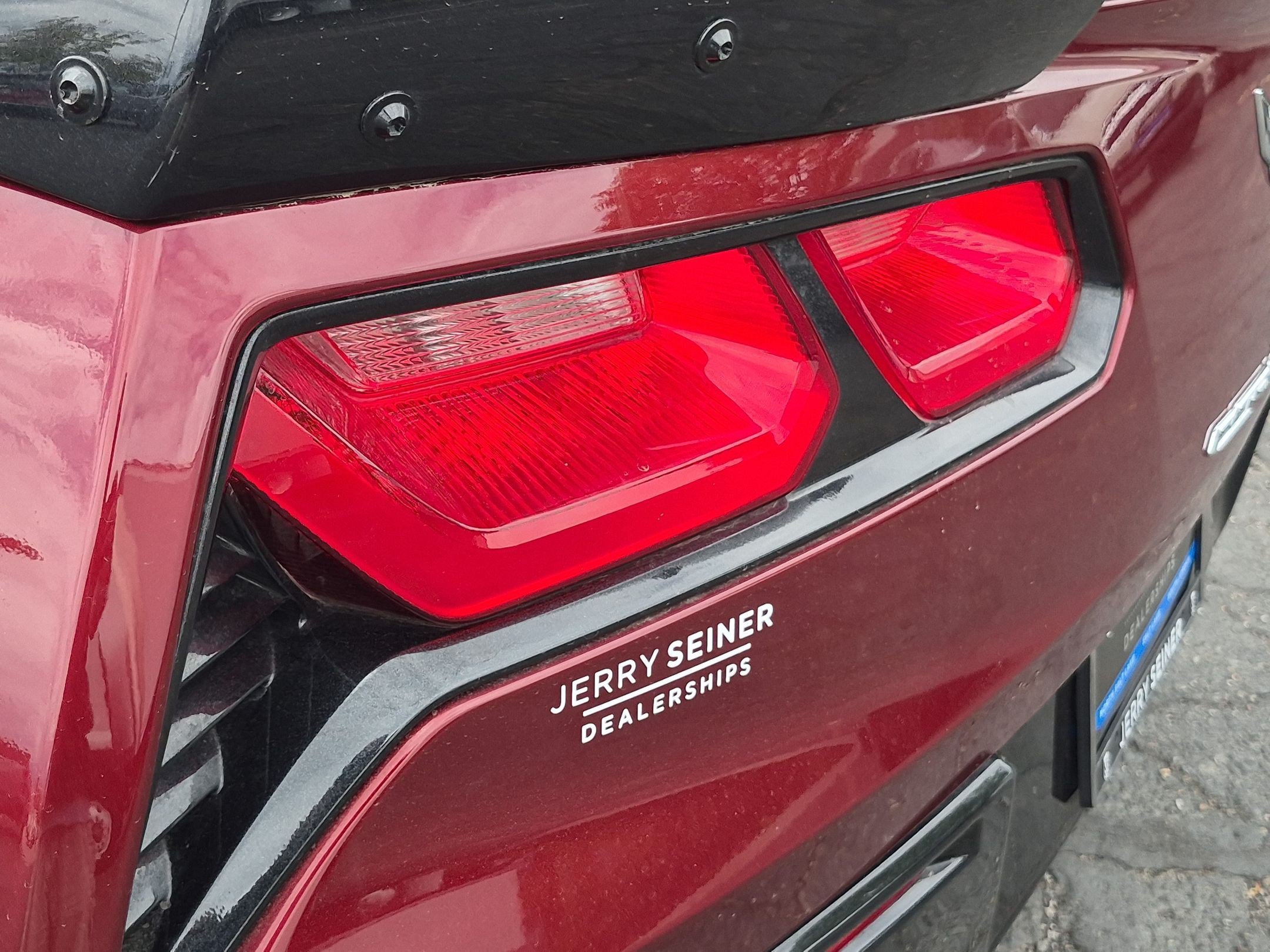 Used 2016 LONG BEACH RED METALLIC TINTCOAT Chevrolet Z51 3LT image 11