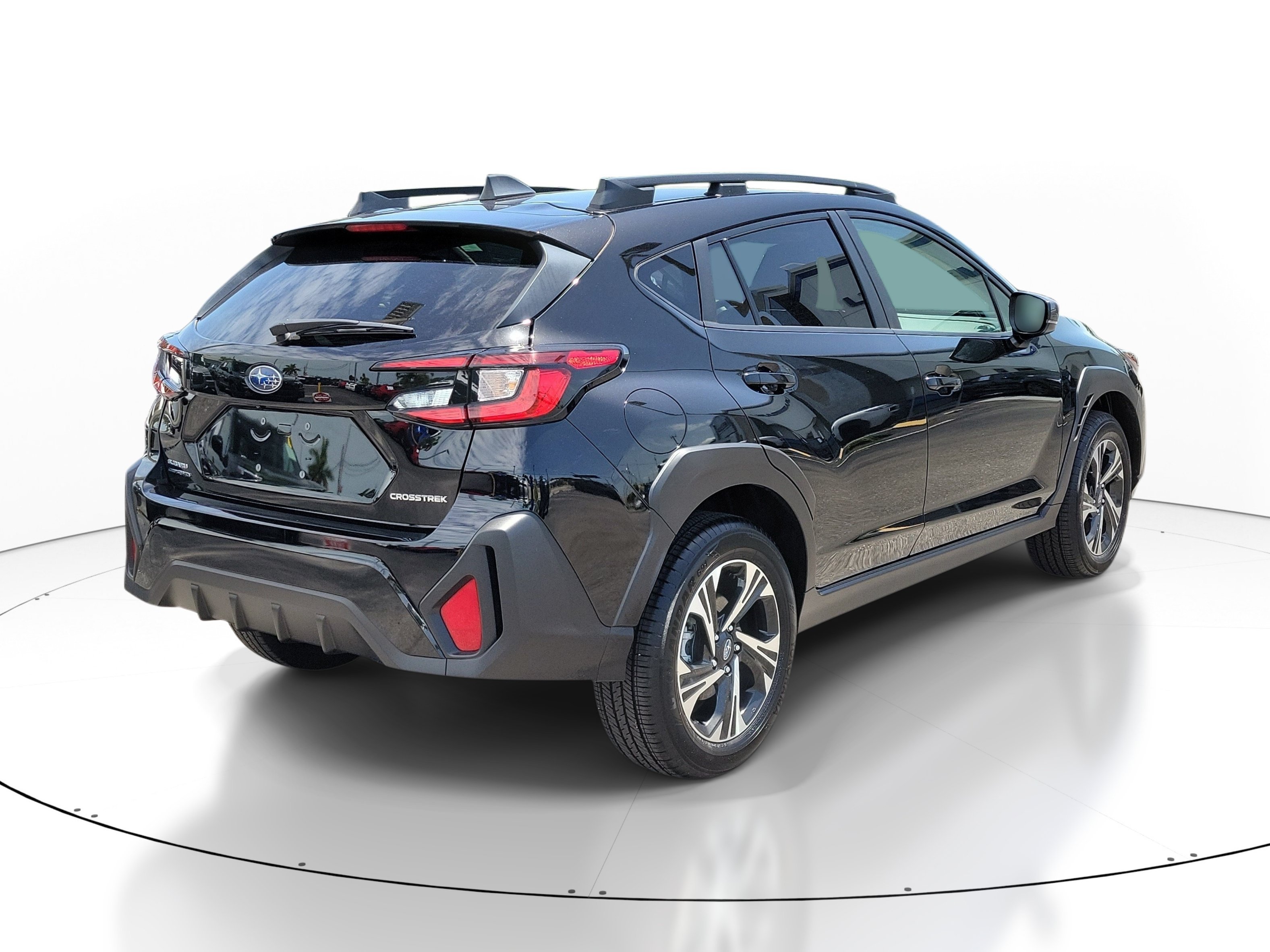 Used 2025 Crystal Black Silica Subaru Premium image 5