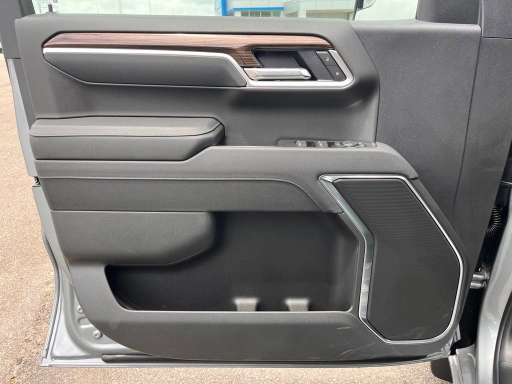 2026 Chevrolet Silverado 1500 RST - Photo 14