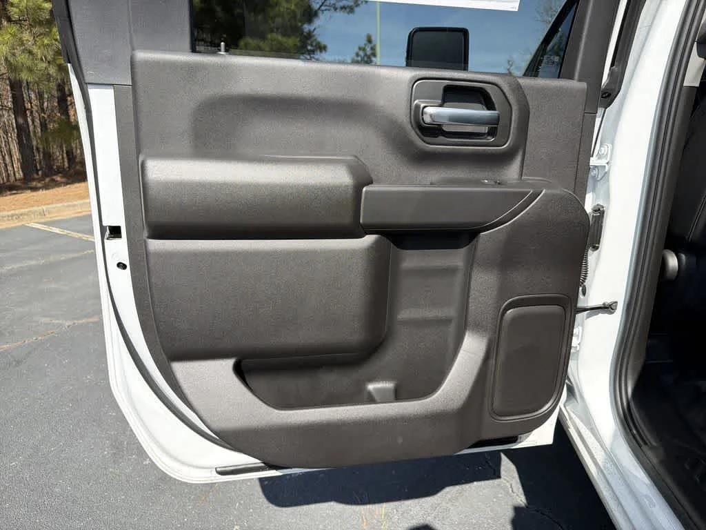 New 2026 Summit White GMC Pro image 21