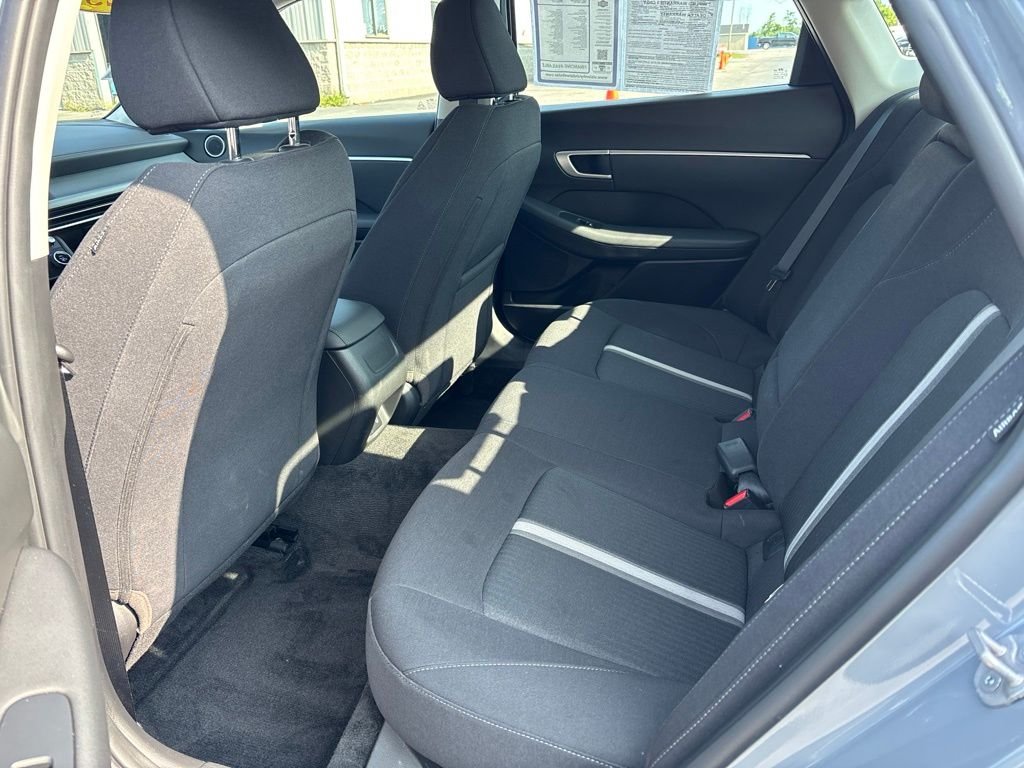 Used 2025 Blue Hyundai SEL image 16
