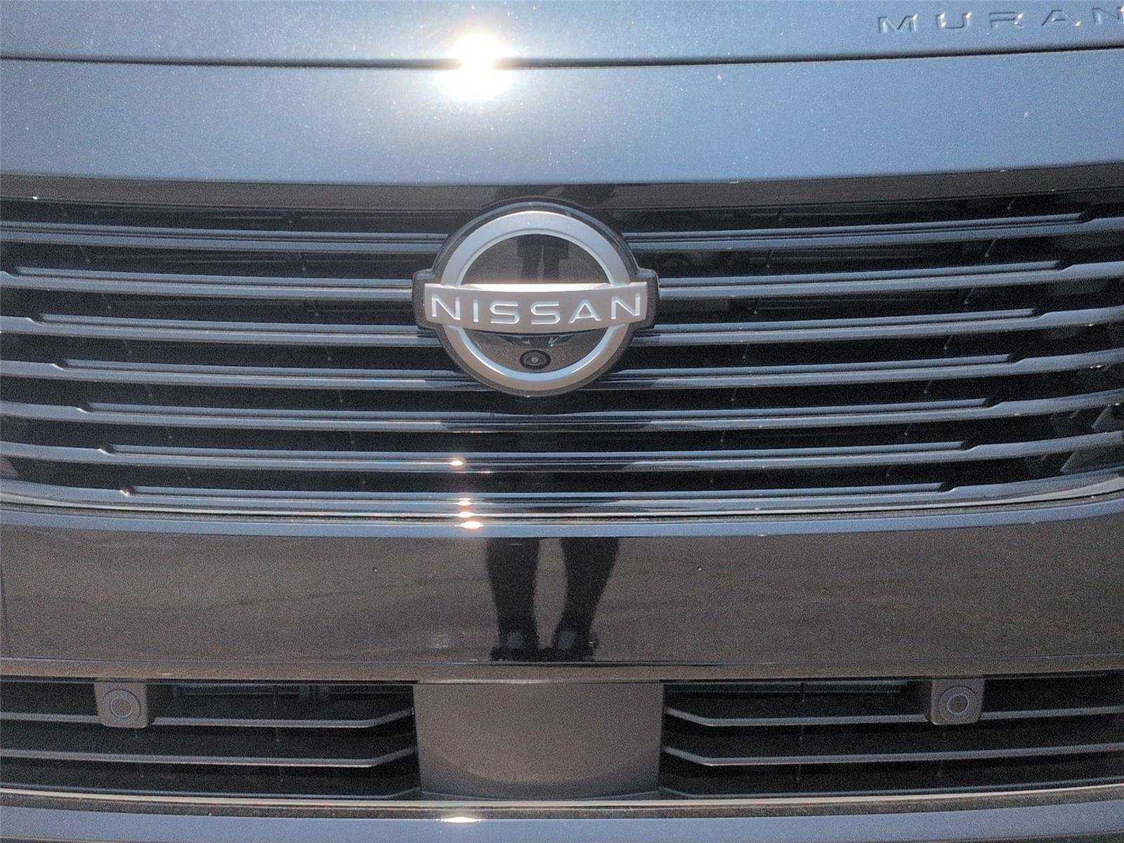 New 2026 Super Black Nissan Platinum image 14