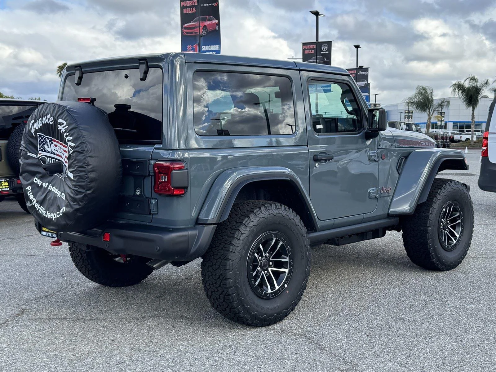 New 2026 Anvil Clear-Coat Exterior Paint Jeep Rubicon X image 6