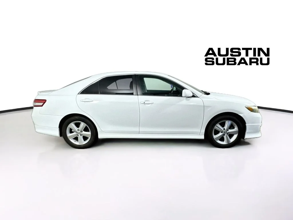Used 2010 White Toyota LE image 8