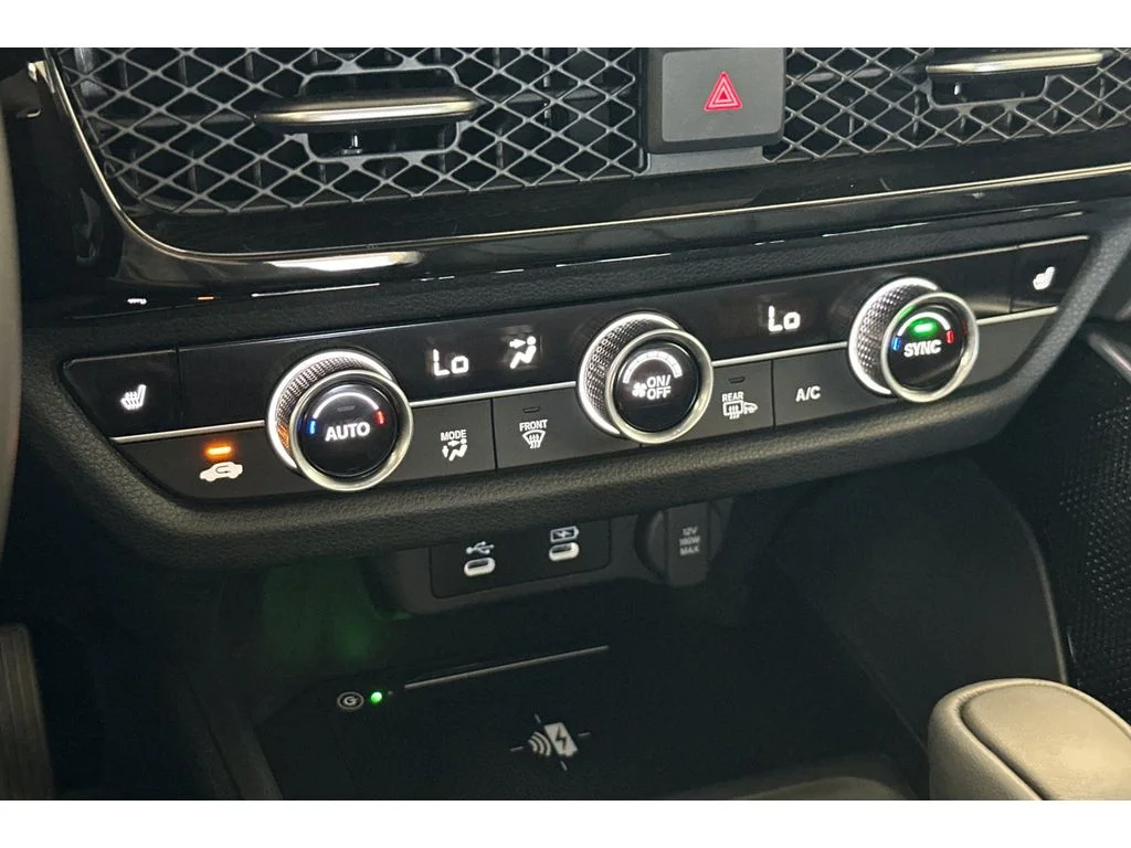 2025 Acura ADX Base - Photo 18