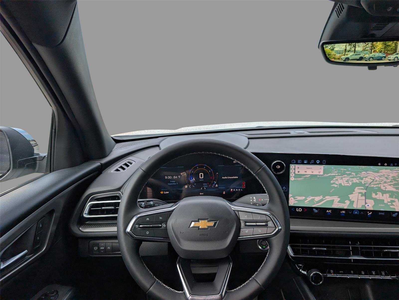 New 2027 Summit White Chevrolet LT image 32