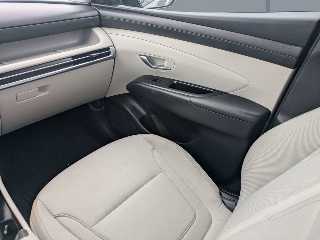 Used 2025 Gray Hyundai SEL image 18