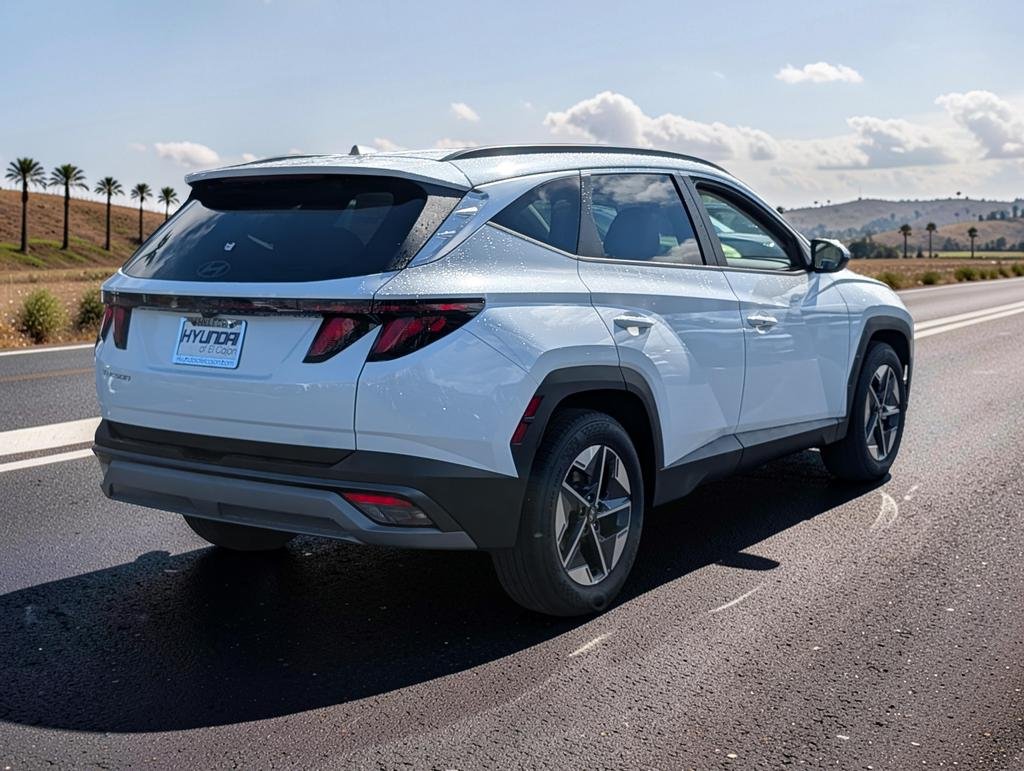New 2026 White Hyundai SEL FWD image 5