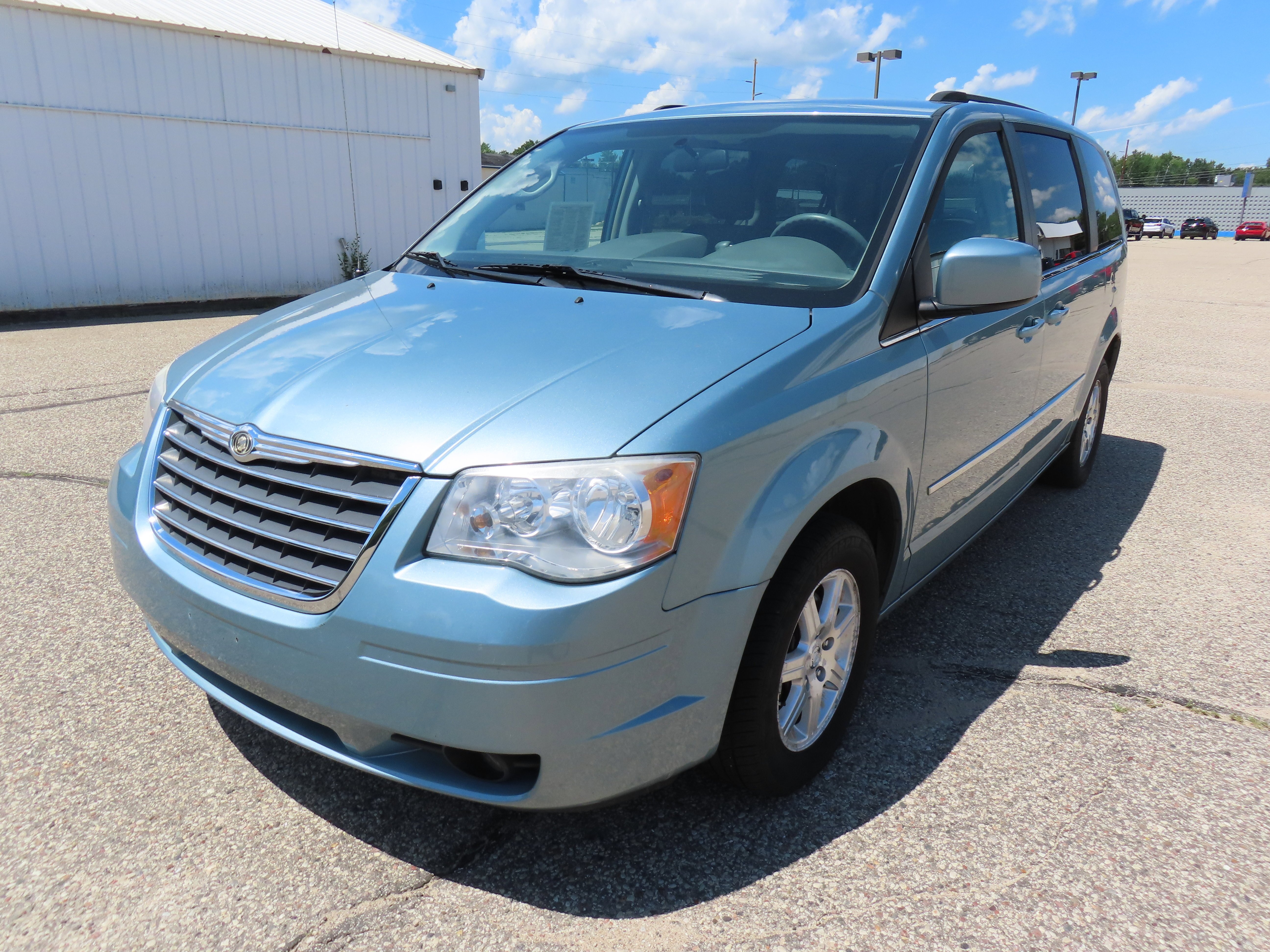 2009 Chrysler Town & Country Touring
