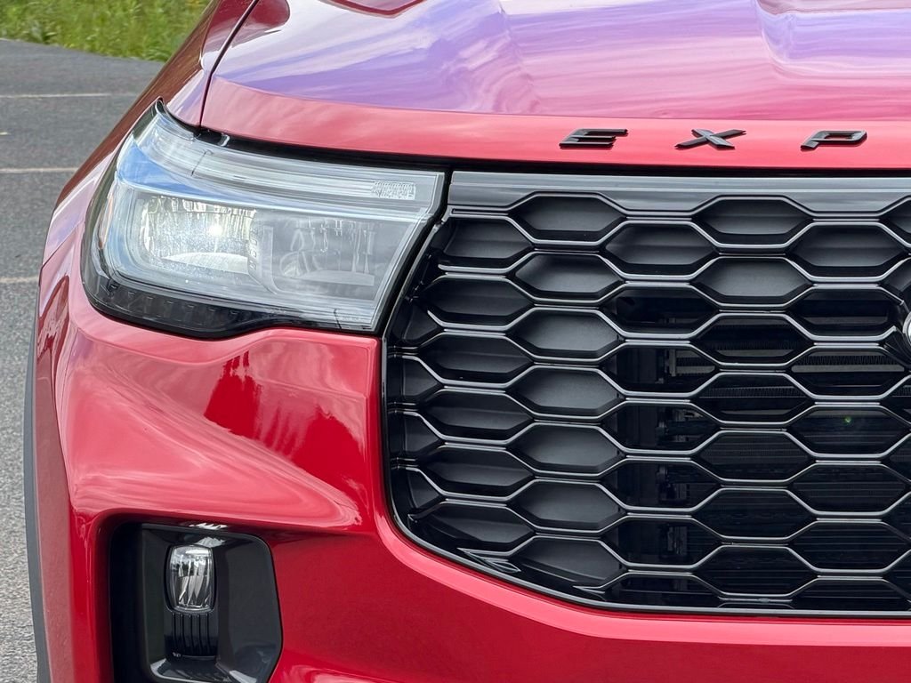 New 2026 Rapid Red Metallic Tinted Clearcoat Ford ST image 2