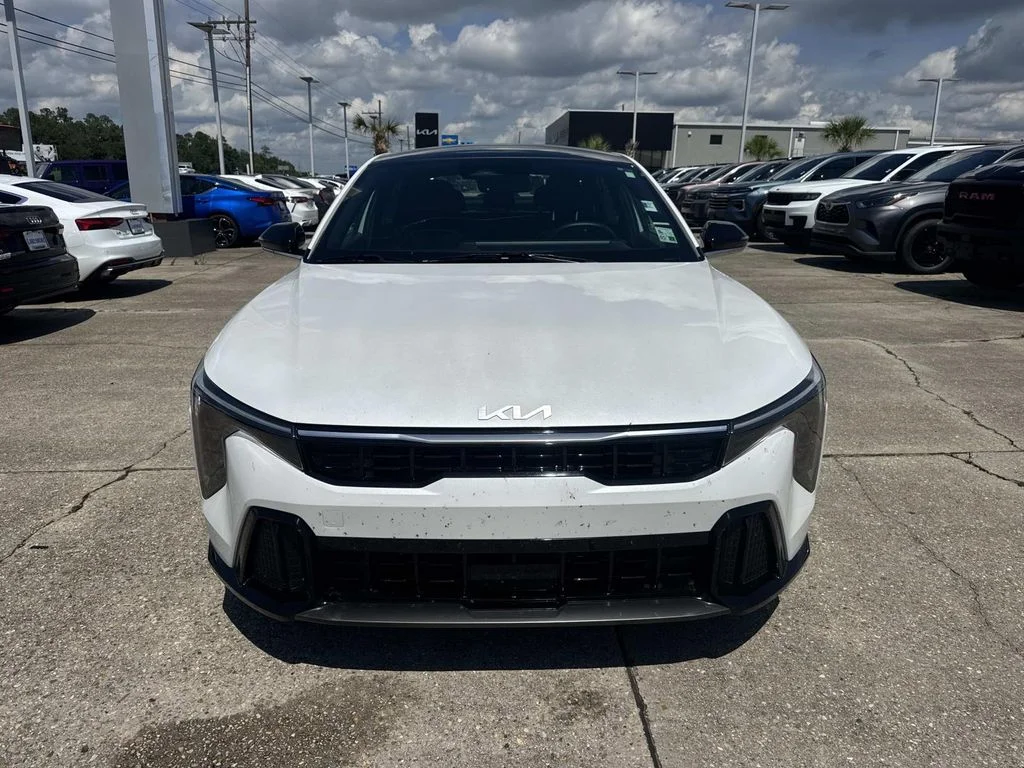 Certified Used 2025 White Kia GT-Line image 2