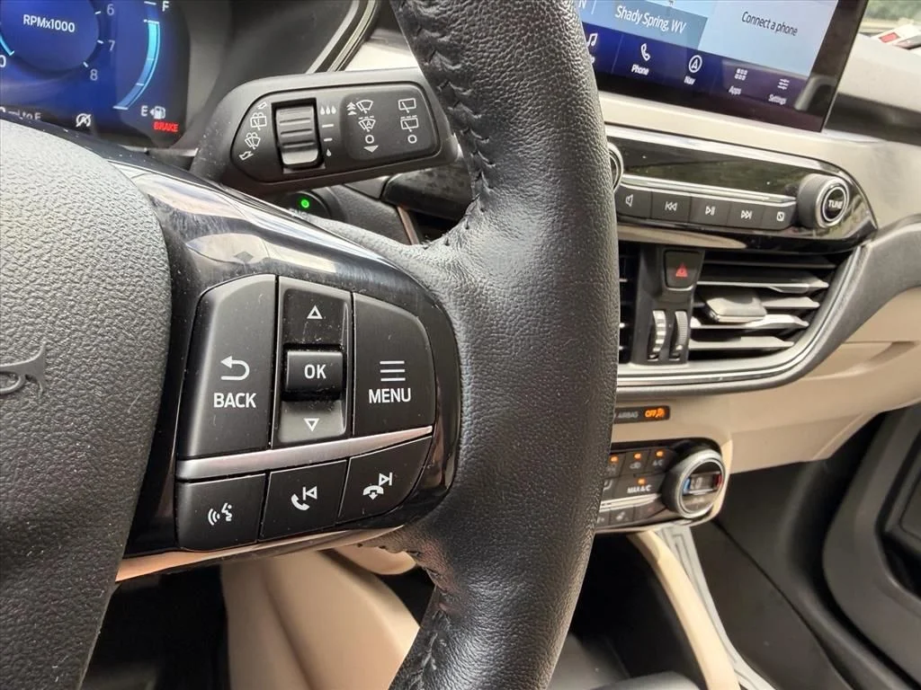 Used 2021 Silver Ford Titanium image 21