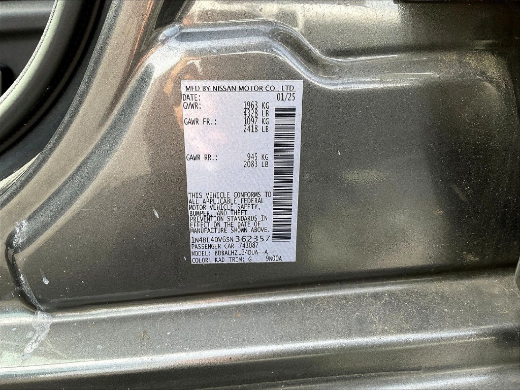 Used 2025 Gray Nissan 2.5 SV image 9