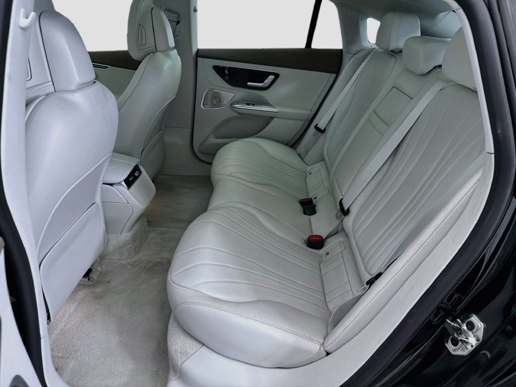 Certified Used 2023 Black Mercedes-Benz 500 Sedan image 20