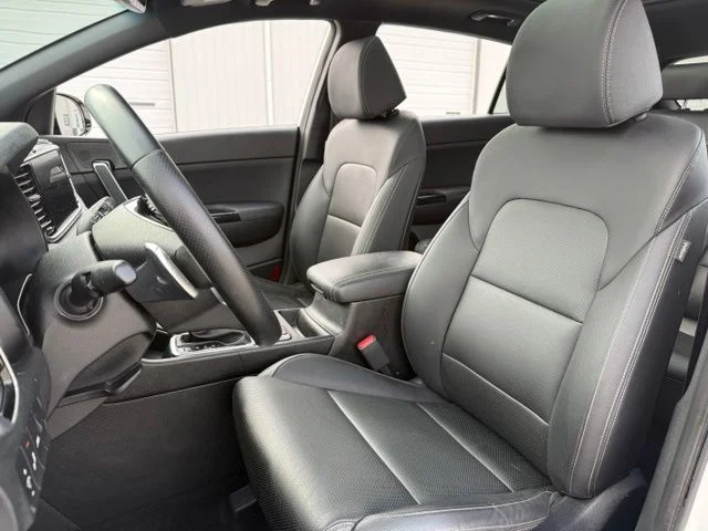 Certified Used 2022 White Kia Nightfall image 11