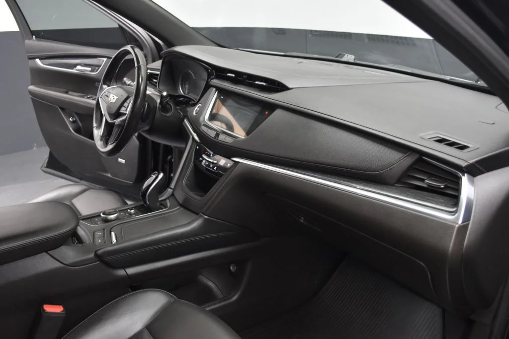 Used 2022 Black Cadillac Premium Luxury image 27