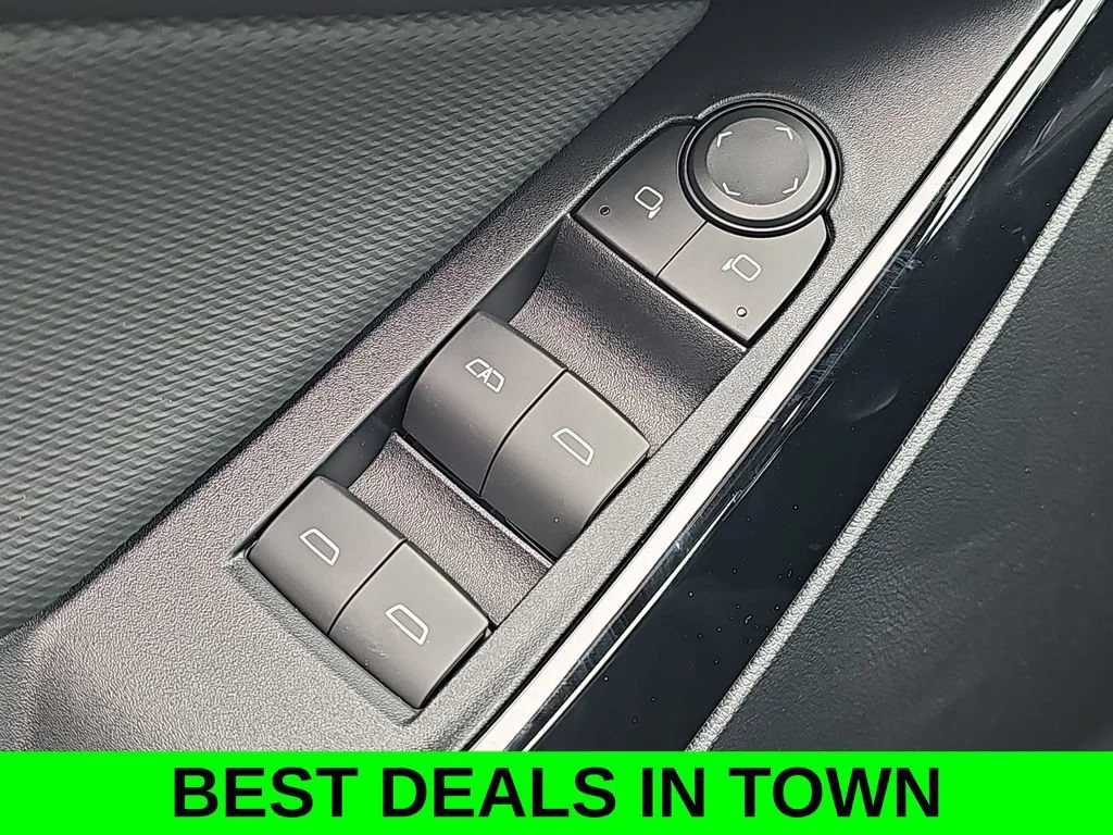 2026 Chevrolet Equinox LT - Photo 28