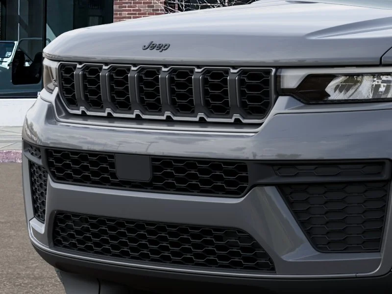 New 2027 Sting-Gray Clear-Coat Paint Jeep Laredo Altitude image 37