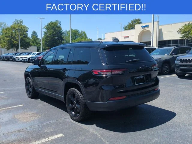 Used 2021 Black Jeep Altitude image 3