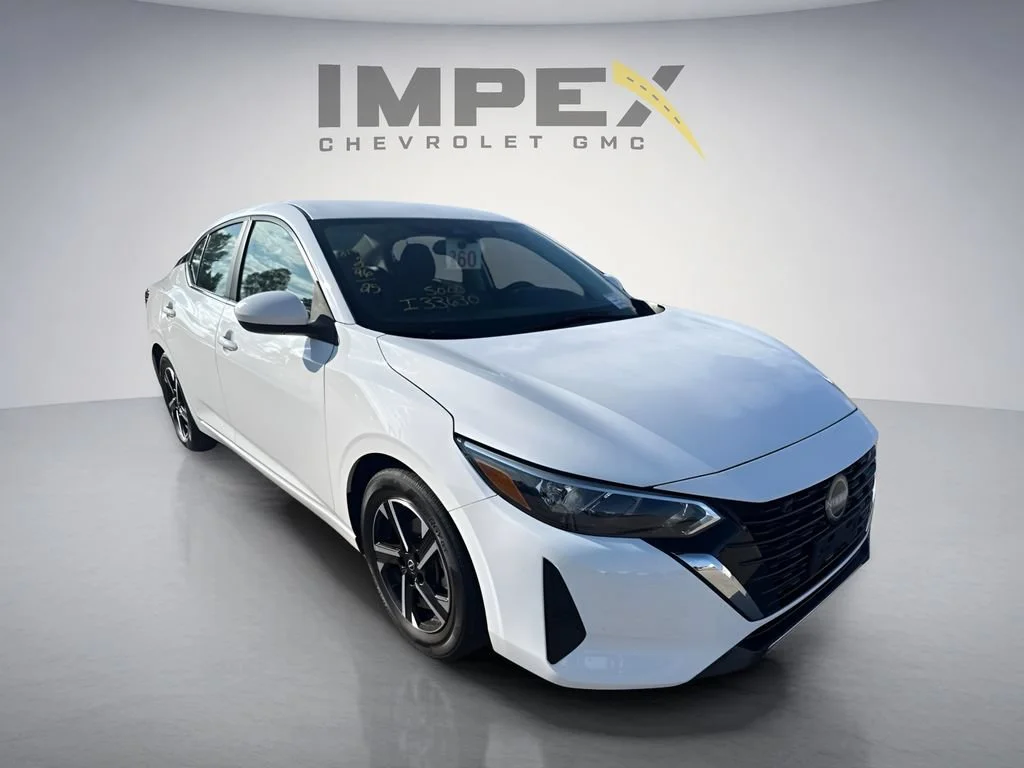 Used 2025 White Nissan SV image 7