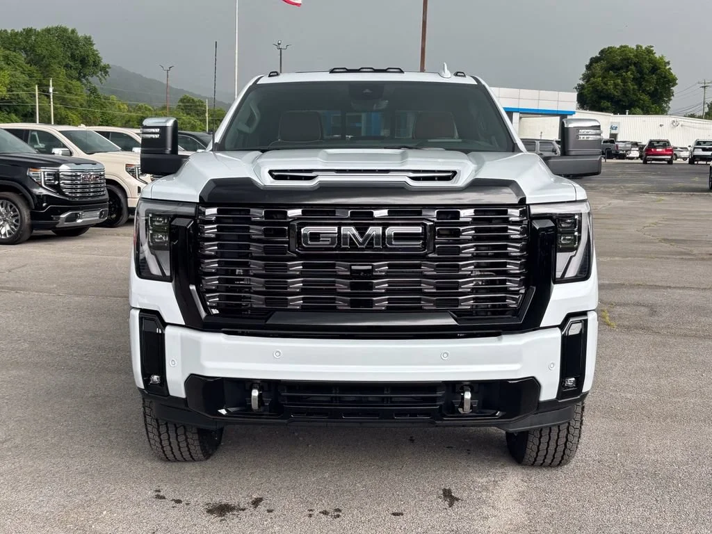 New 2026 Glacier White Tricoat GMC Denali Ultimate image 5
