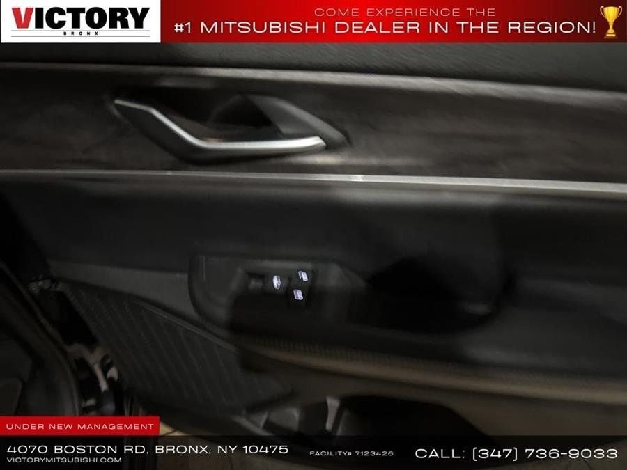 Used 2023 Black Jeep Limited image 21